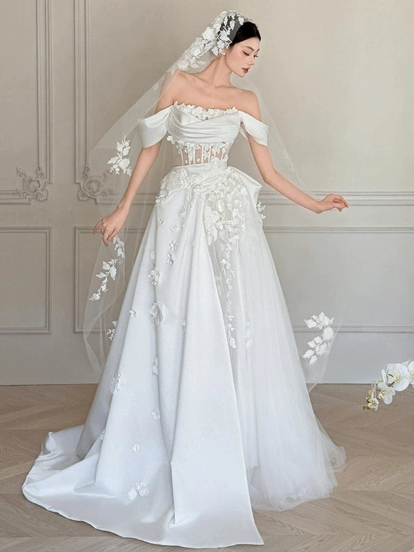 one-word shoulder light wedding dress bride high-end Mori niche retro welcome door dress small trailing lace dress